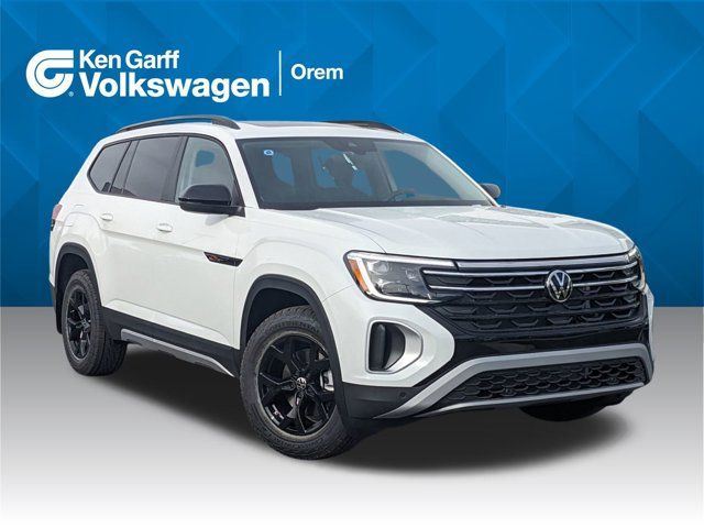 2025 Volkswagen Atlas 2.0T Peak Edition SE w/Technology