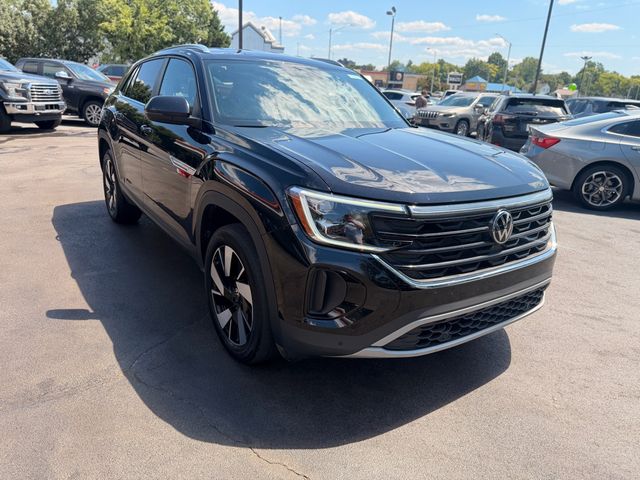 2025 Volkswagen Atlas Cross Sport 2.0T SE Technology