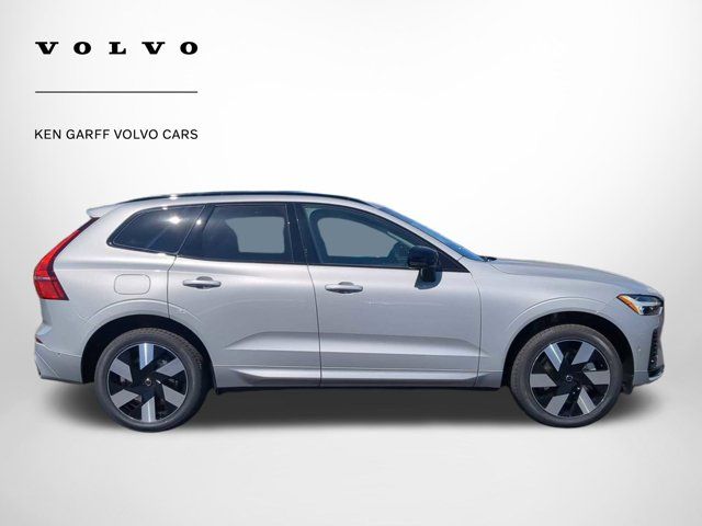 2025 Volvo XC60 Plug-In Hybrid Plus