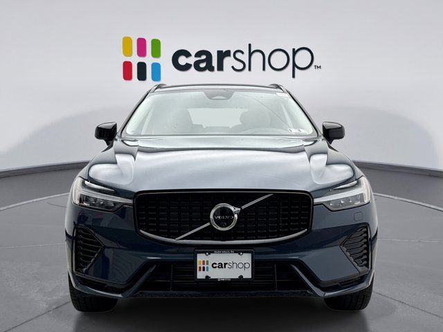 2025 Volvo XC60 Plug-In Hybrid Plus