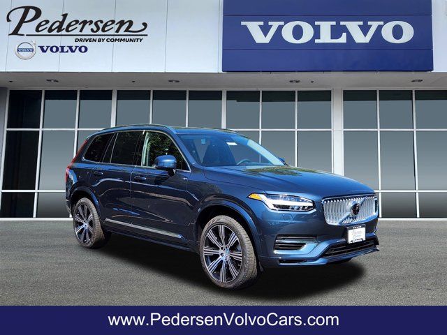 2025 Volvo XC90 Plug-In Hybrid Plus