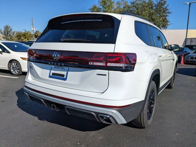 2025 Volkswagen Atlas 2.0T Peak Edition