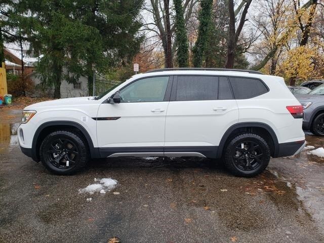 2025 Volkswagen Atlas 2.0T Peak Edition