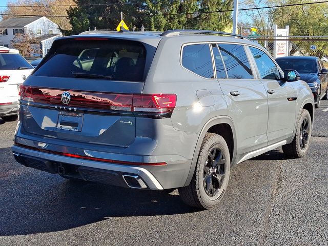 2025 Volkswagen Atlas 2.0T Peak Edition