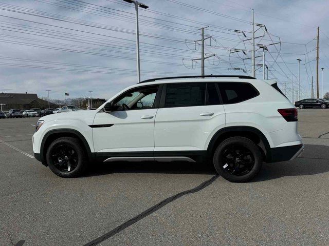 2025 Volkswagen Atlas 2.0T Peak Edition