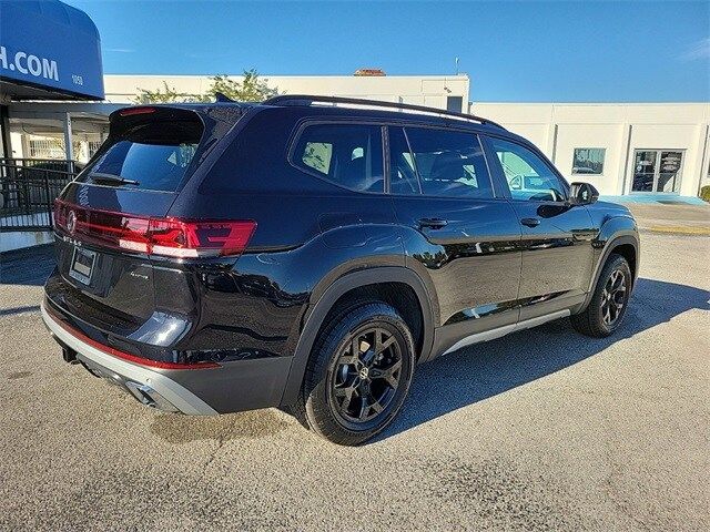 2025 Volkswagen Atlas 2.0T Peak Edition