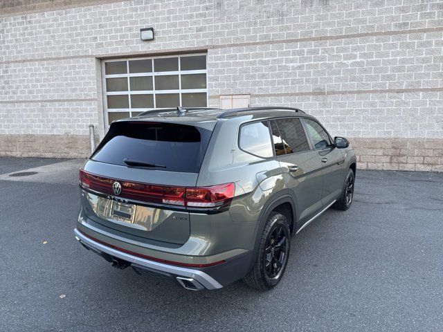 2025 Volkswagen Atlas 2.0T Peak Edition