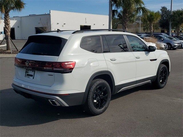 2025 Volkswagen Atlas 2.0T Peak Edition