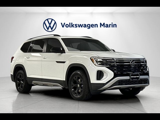 2025 Volkswagen Atlas 2.0T Peak Edition