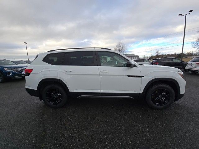 2025 Volkswagen Atlas 2.0T Peak Edition