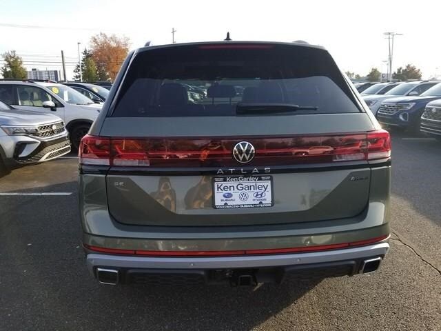 2025 Volkswagen Atlas 2.0T Peak Edition