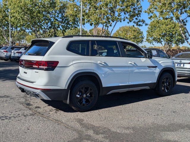 2025 Volkswagen Atlas 2.0T Peak Edition