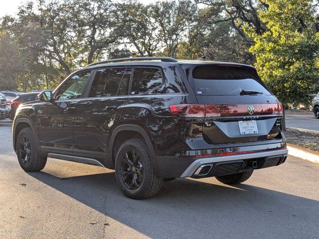 2025 Volkswagen Atlas 2.0T Peak Edition