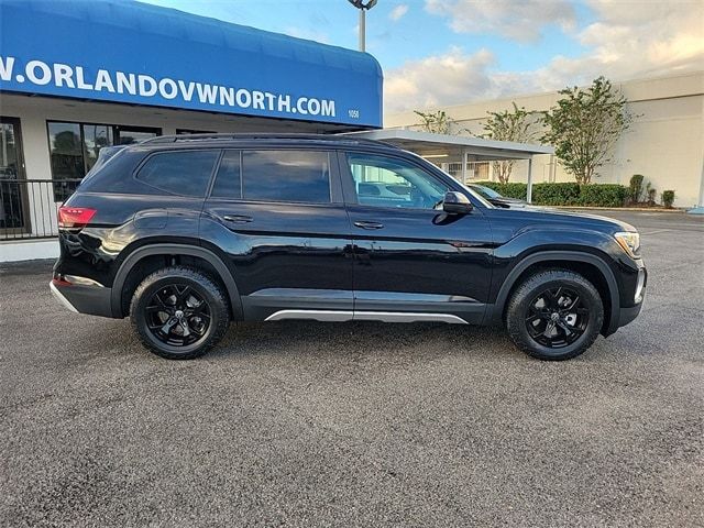 2025 Volkswagen Atlas 2.0T Peak Edition