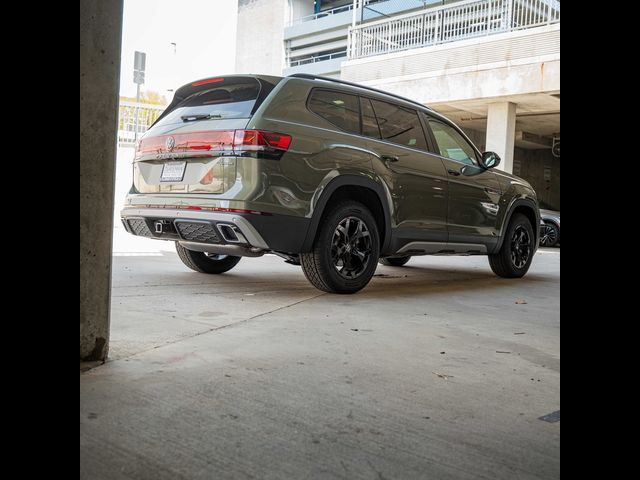 2025 Volkswagen Atlas 2.0T Peak Edition