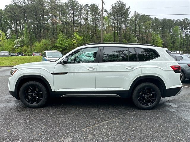 2025 Volkswagen Atlas 2.0T Peak Edition