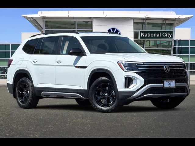 2025 Volkswagen Atlas 2.0T Peak Edition