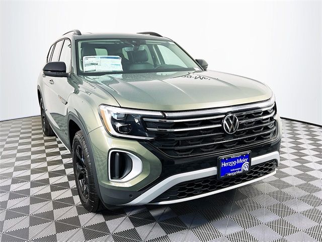 2025 Volkswagen Atlas 2.0T Peak Edition