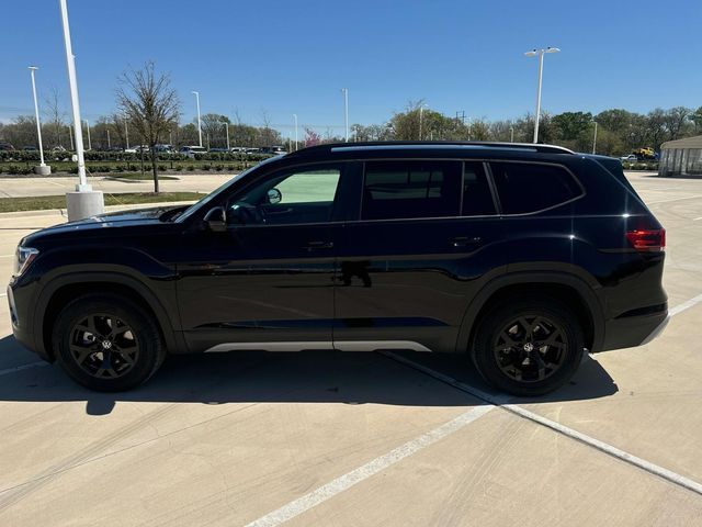 2025 Volkswagen Atlas 2.0T Peak Edition