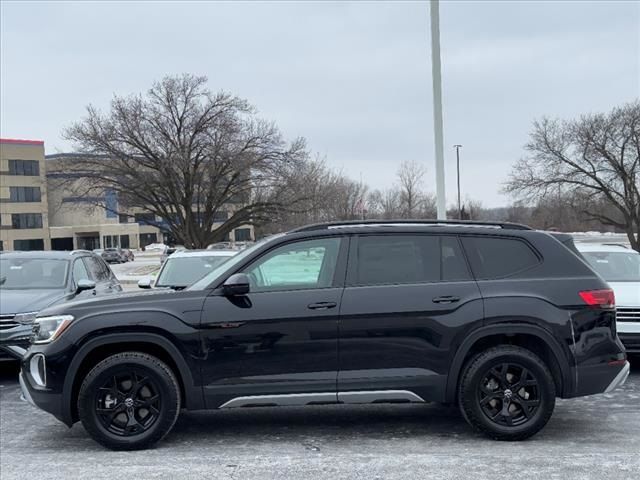 2025 Volkswagen Atlas 2.0T Peak Edition