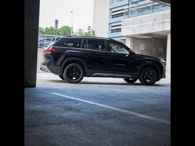 2025 Volkswagen Atlas 2.0T Peak Edition