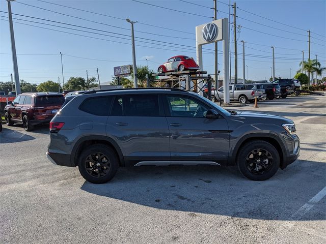 2025 Volkswagen Atlas 2.0T Peak Edition