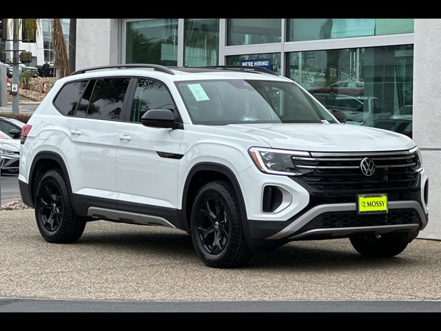 2025 Volkswagen Atlas 2.0T Peak Edition