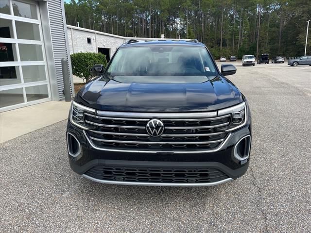 2025 Volkswagen Atlas 2.0T SE