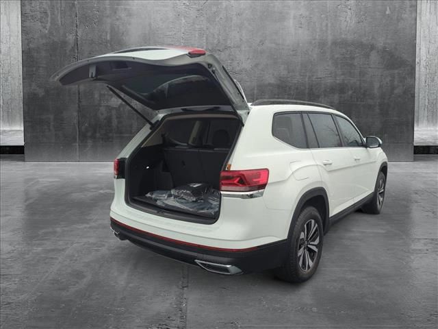 2025 Volkswagen Atlas 2.0T SE