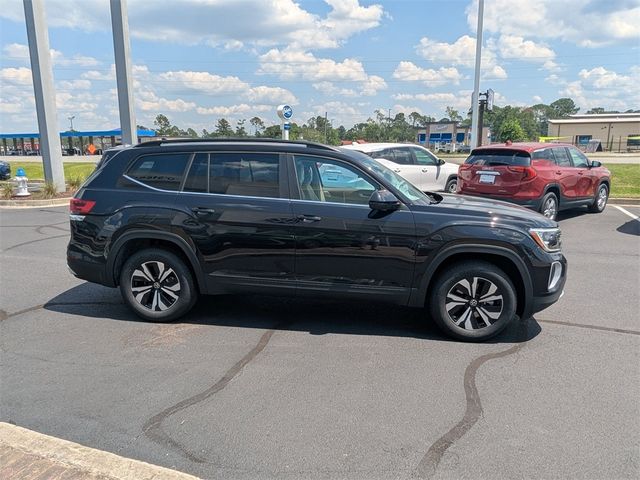2025 Volkswagen Atlas 2.0T SE