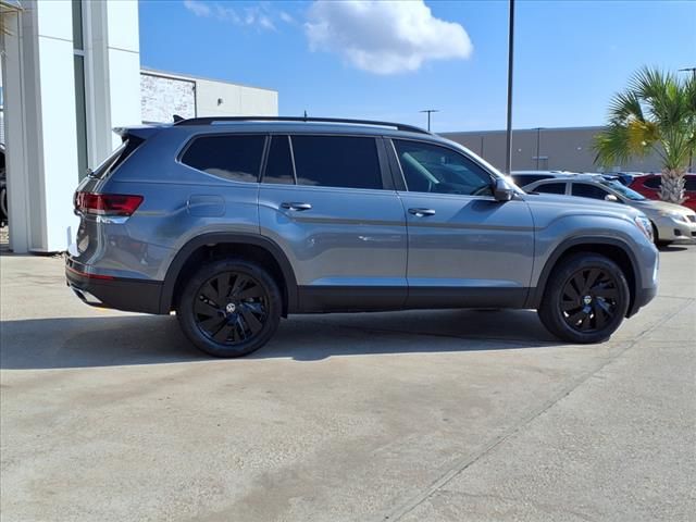 2025 Volkswagen Atlas 2.0T SE Technology