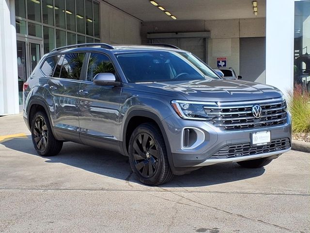 2025 Volkswagen Atlas 2.0T SE Technology