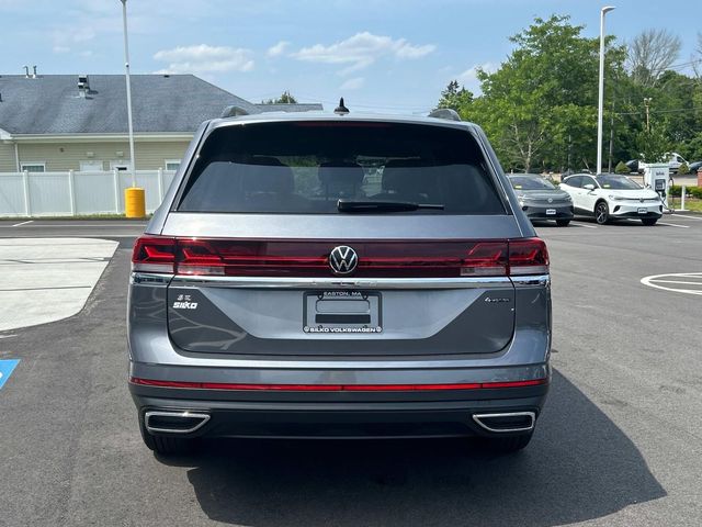 2025 Volkswagen Atlas 2.0T SE