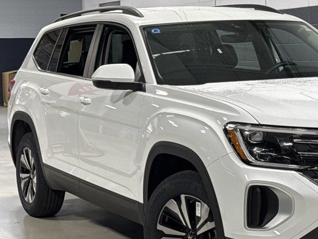 2025 Volkswagen Atlas 2.0T SE