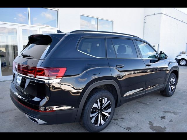 2025 Volkswagen Atlas 2.0T SE