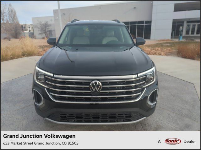 2025 Volkswagen Atlas 2.0T SE