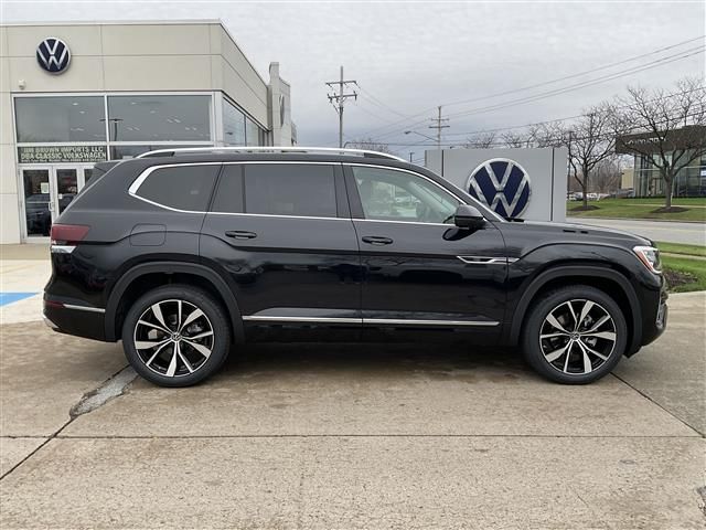 2025 Volkswagen Atlas 2.0T SEL Premium R-Line