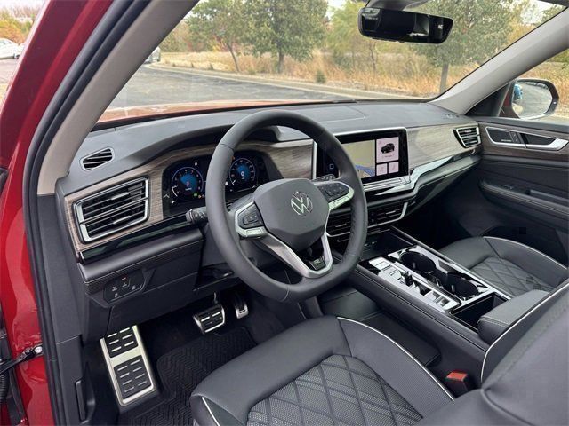 2025 Volkswagen Atlas 2.0T SEL Premium R-Line