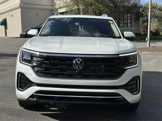 2025 Volkswagen Atlas 2.0T SEL Premium R-Line