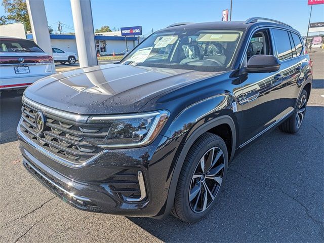 2025 Volkswagen Atlas 2.0T SEL Premium R-Line