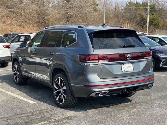 2025 Volkswagen Atlas 2.0T SEL Premium R-Line