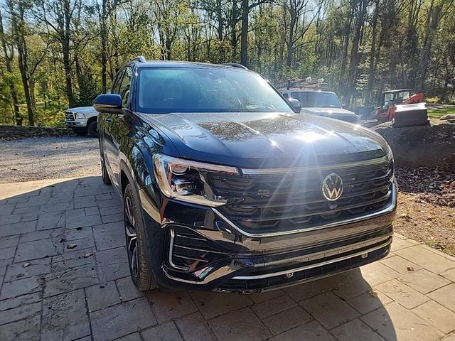 2025 Volkswagen Atlas 2.0T SEL Premium R-Line