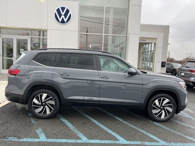 2025 Volkswagen Atlas 2.0T SE Technology