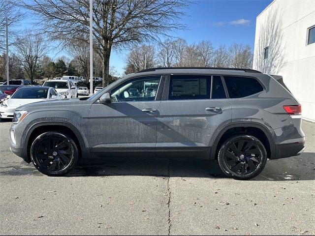 2025 Volkswagen Atlas 2.0T SE Technology