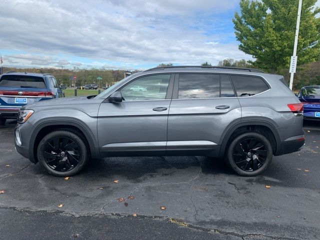 2025 Volkswagen Atlas 2.0T SE Technology