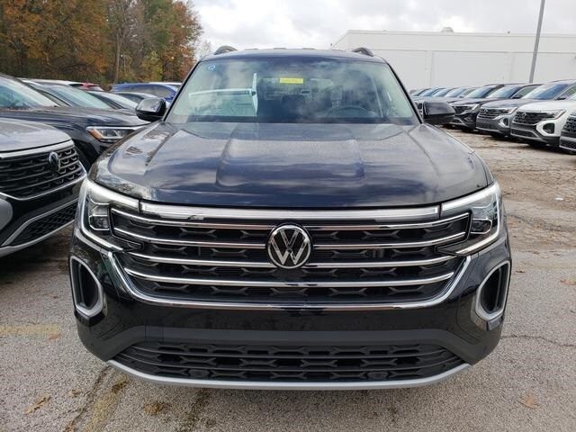 2025 Volkswagen Atlas 2.0T SE Technology