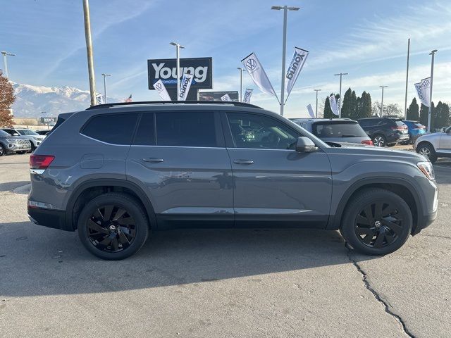 2025 Volkswagen Atlas 2.0T SE Technology