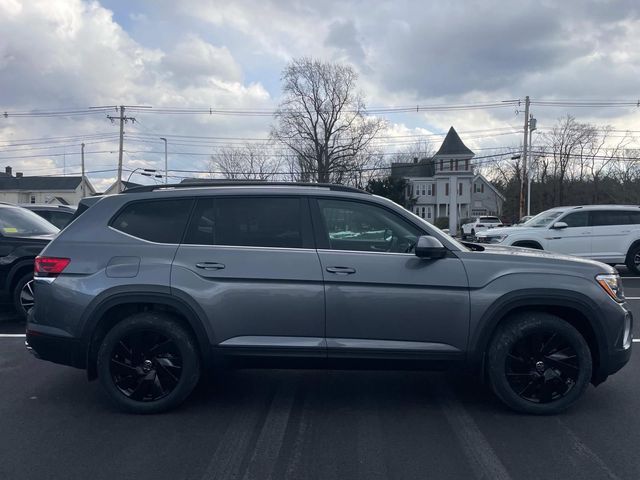 2025 Volkswagen Atlas 2.0T SE Technology