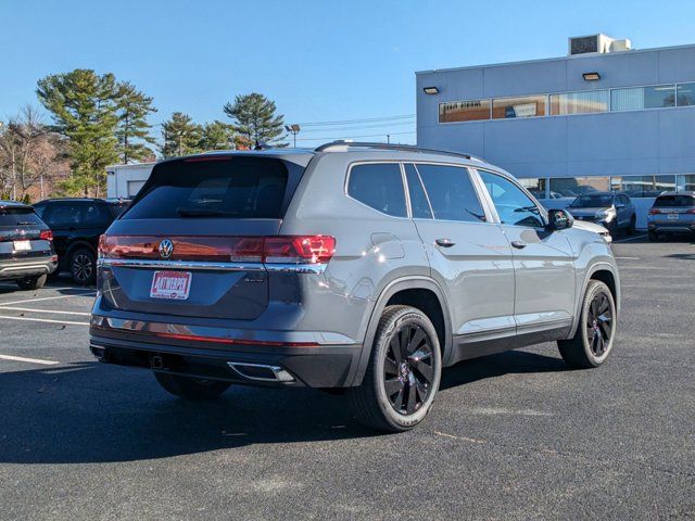 2025 Volkswagen Atlas 2.0T SE Technology