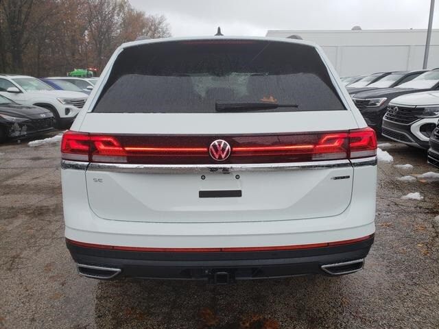 2025 Volkswagen Atlas 2.0T SE Technology